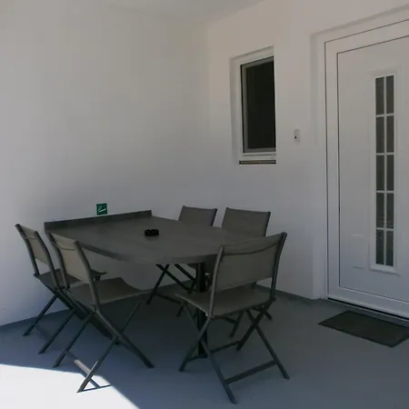 Apartments Bora Ližnjan Esterno foto