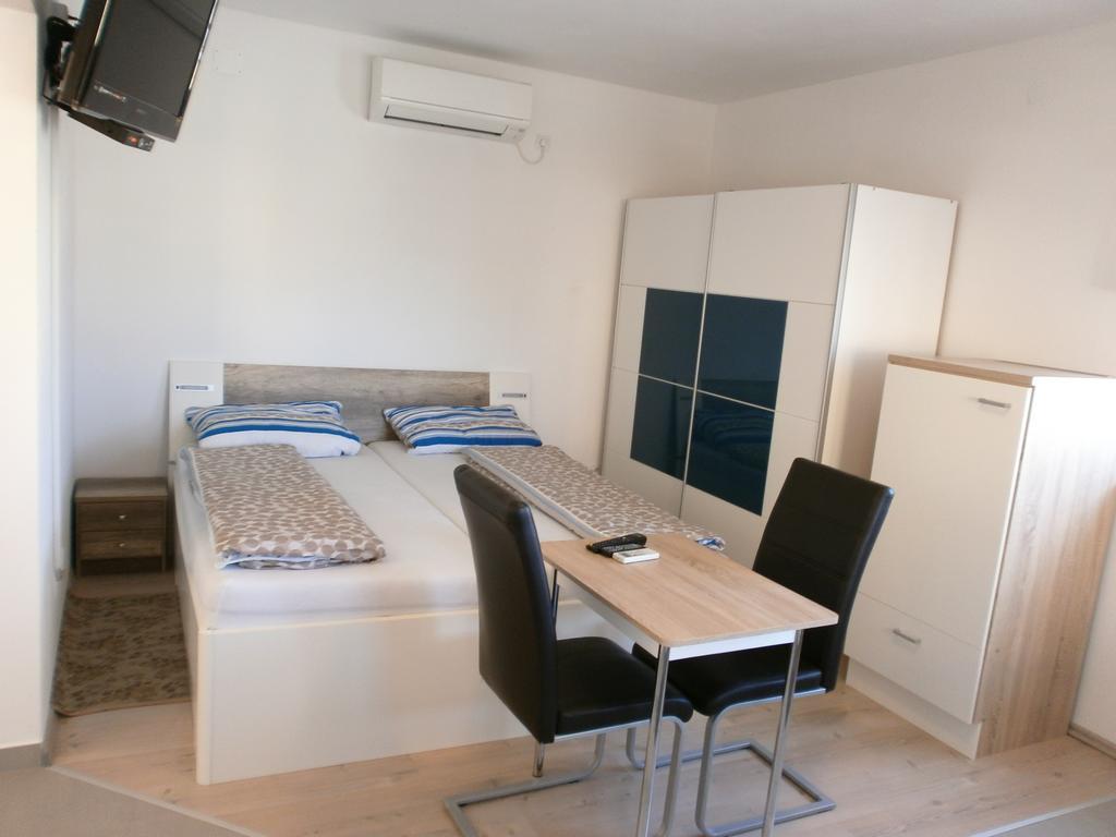 Bora Apartment Ližnjan