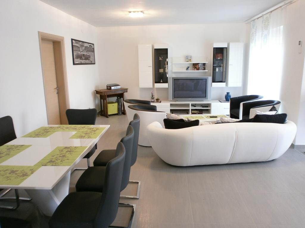 Apartment Bora