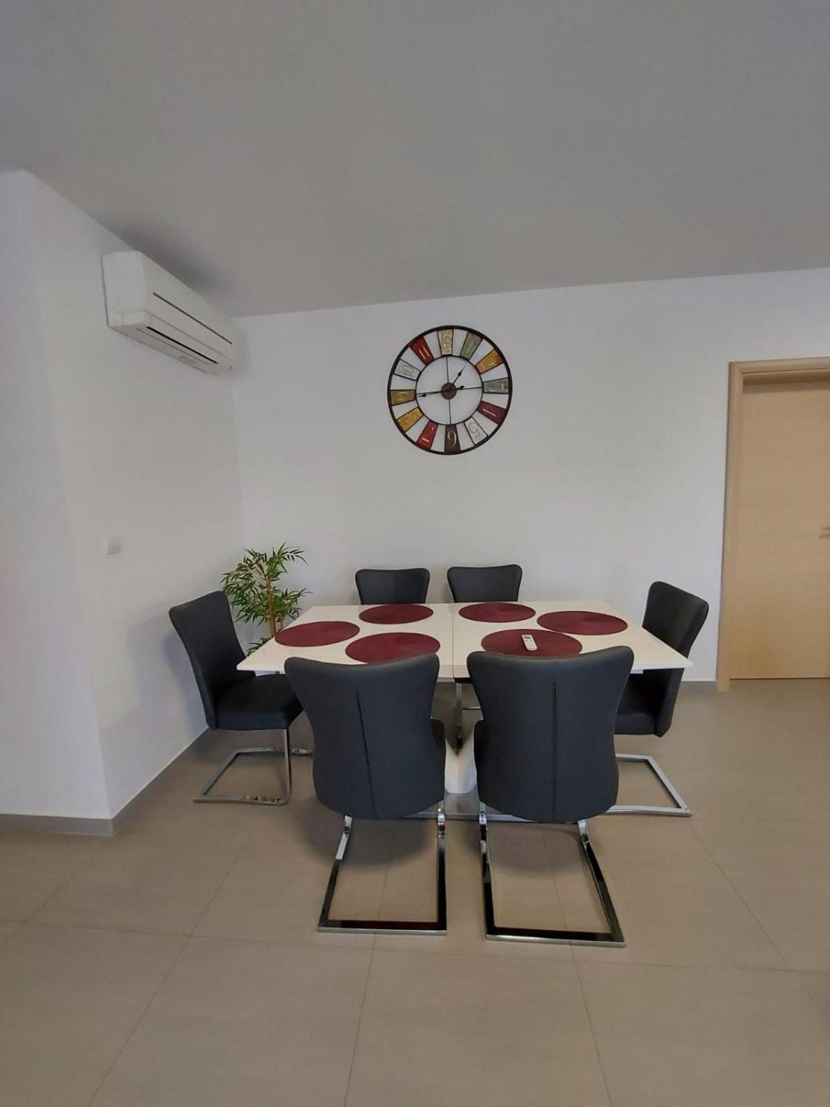 Bora Apartment