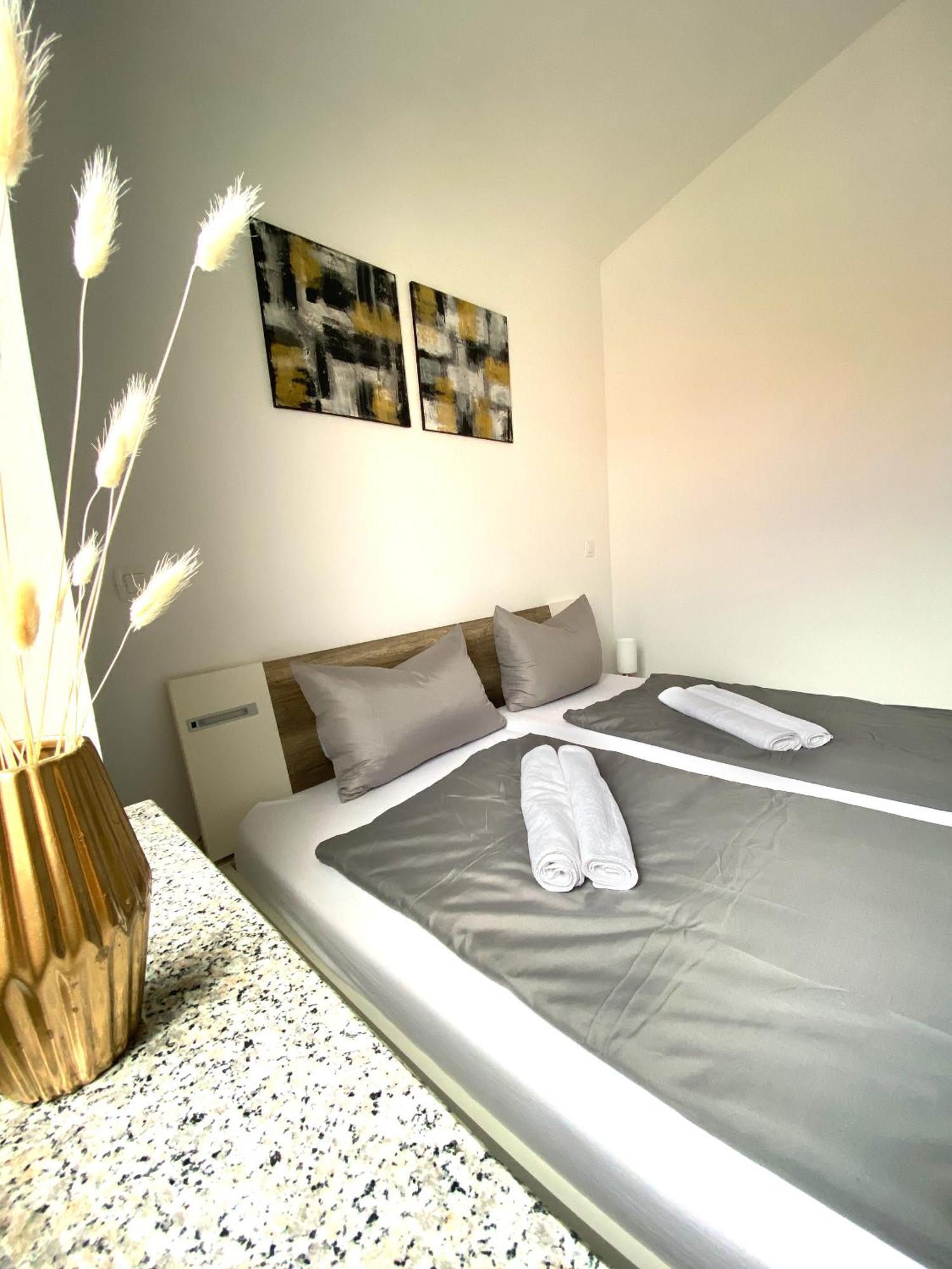 Bora Apartment