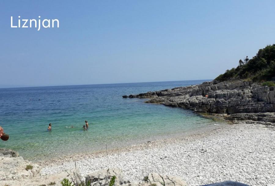 Bora * Ližnjan